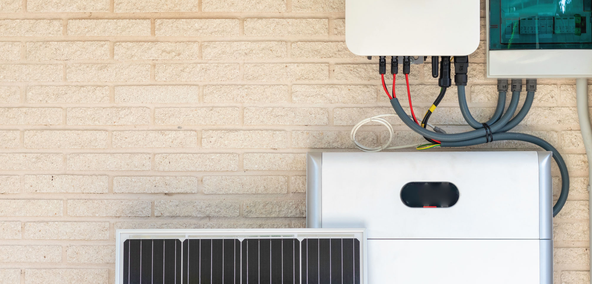 Best Solar Panel Inverters: Microinverter vs. String Inverters